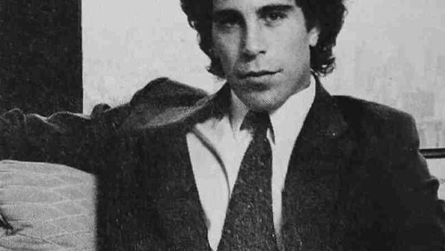 Jeffrey Epstein, 27, tags: weitere elite-verbindungen - CC BY-SA